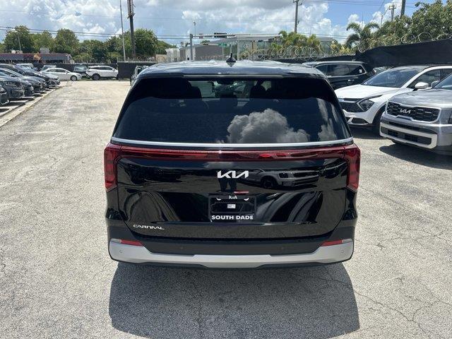 new 2025 Kia Carnival car, priced at $40,055