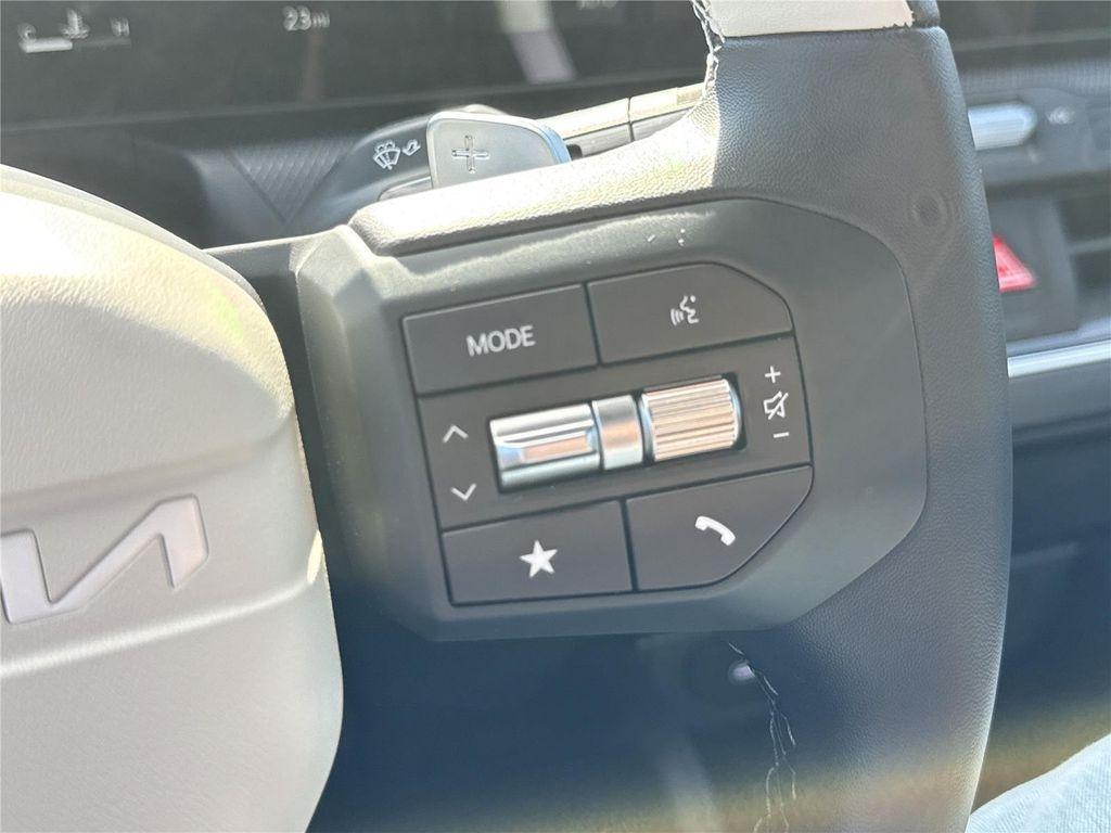 new 2025 Kia K4 car, priced at $28,004