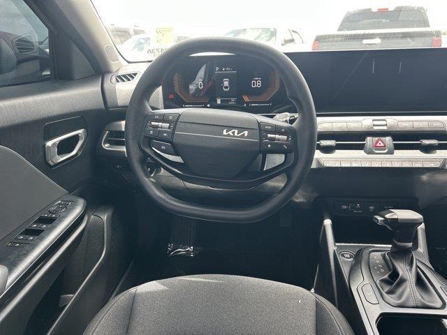 used 2025 Kia K4 car