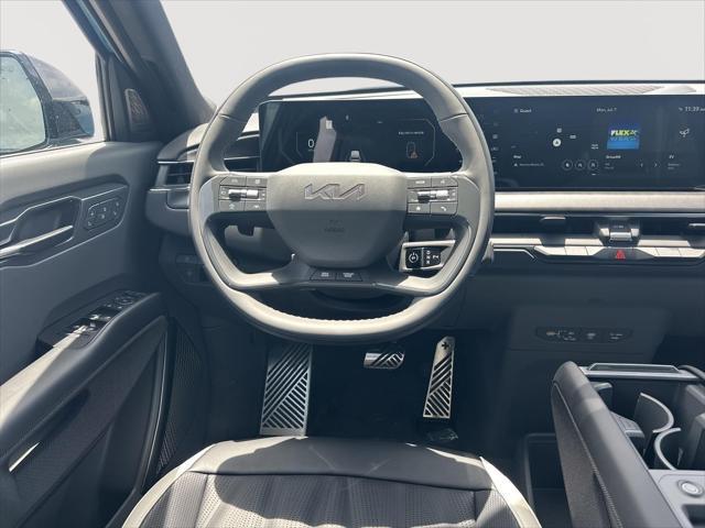 new 2026 Kia EV9 car, priced at $76,510