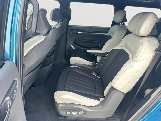 new 2026 Kia EV9 car, priced at $76,510