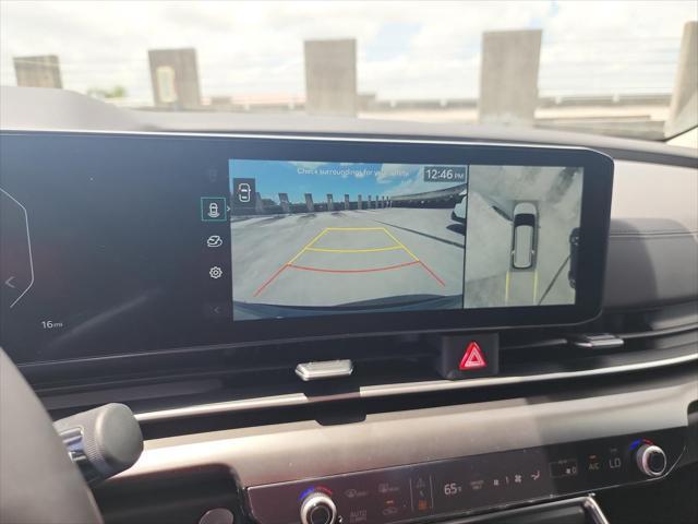 new 2025 Kia Carnival Hybrid car, priced at $55,896