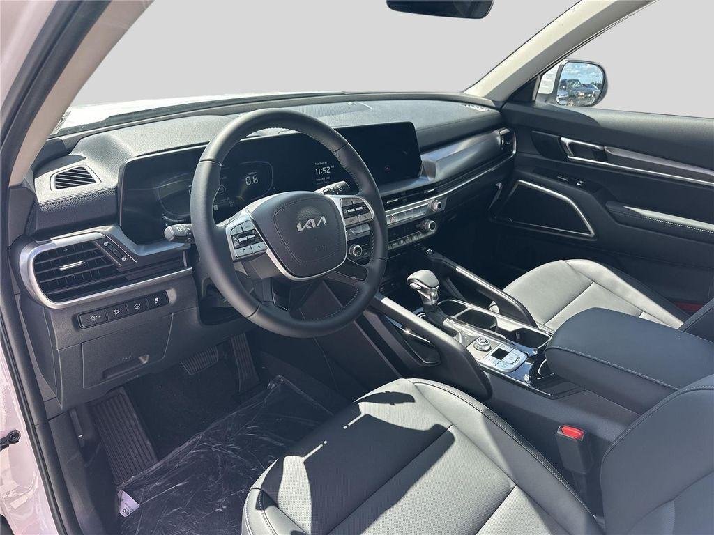new 2025 Kia Telluride car, priced at $40,944