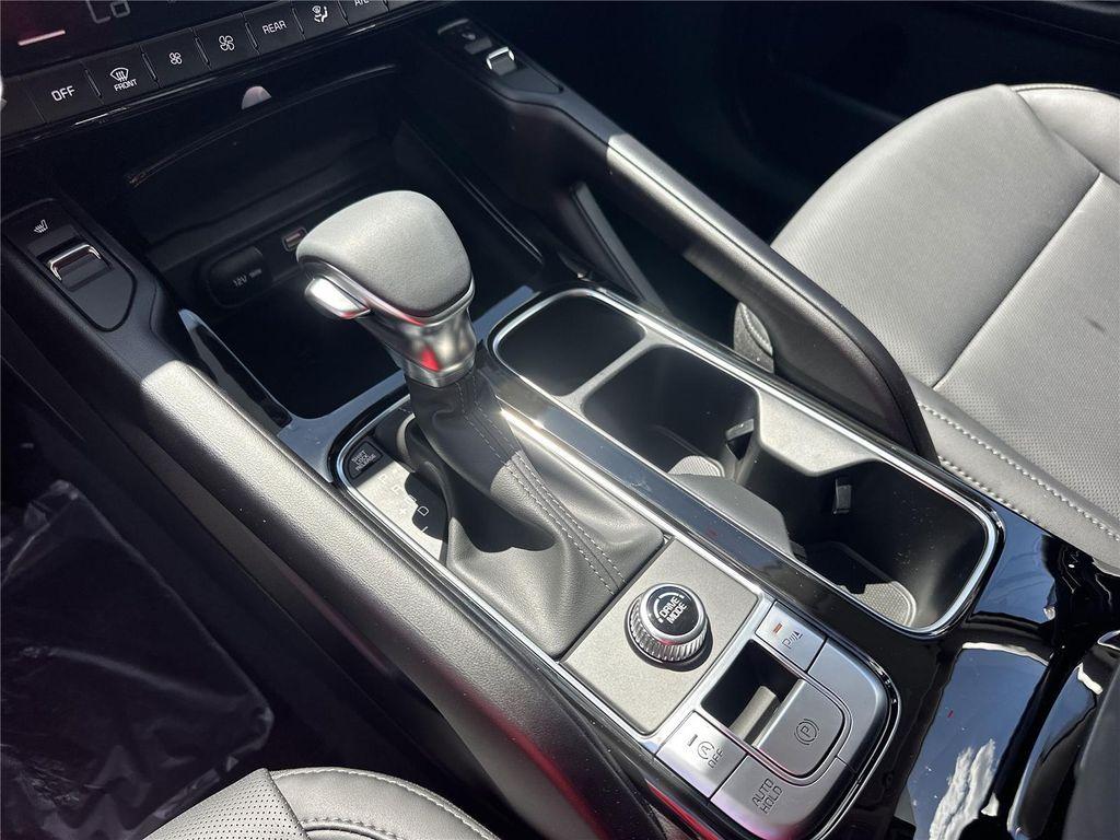 new 2025 Kia Telluride car, priced at $40,944