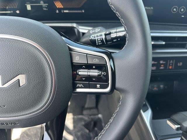 new 2025 Kia Sorento car, priced at $38,274