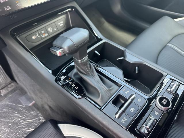new 2025 Kia K5 car, priced at $32,487