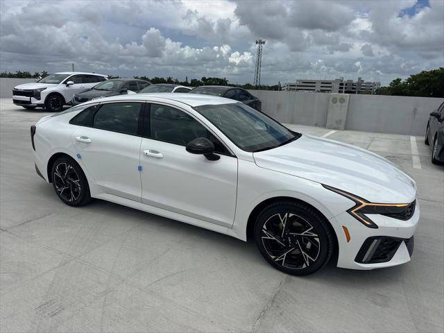 new 2025 Kia K5 car, priced at $31,645