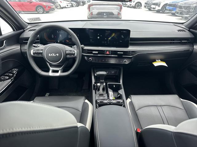 new 2025 Kia K5 car, priced at $31,645