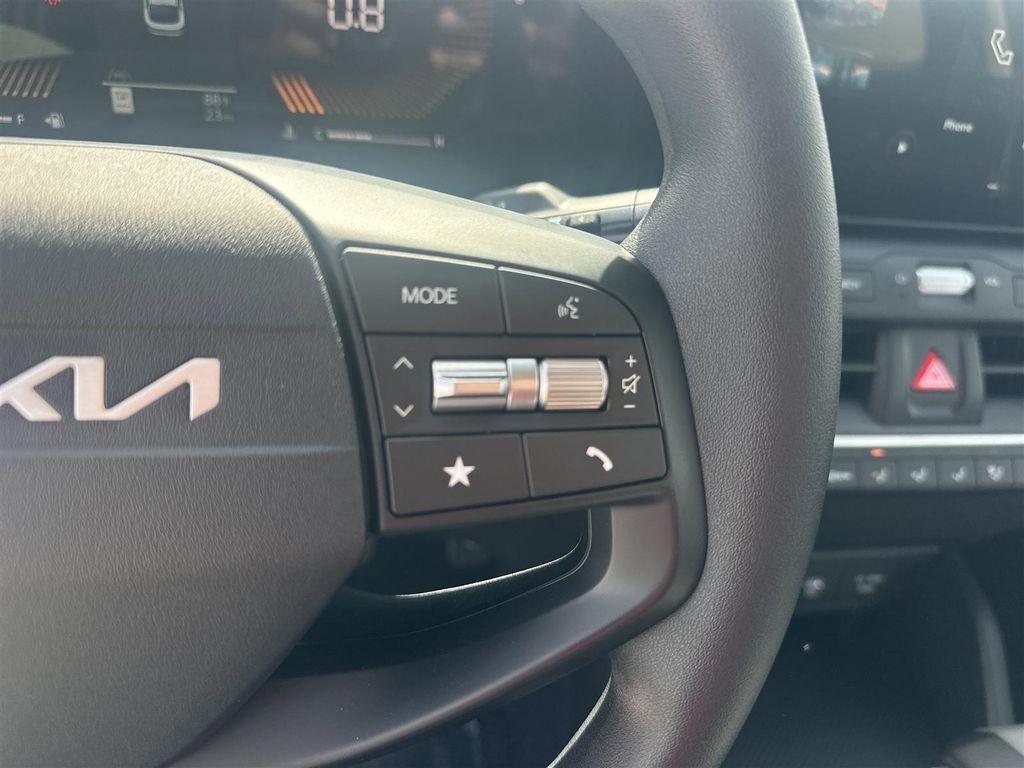 new 2025 Kia K4 car, priced at $23,107