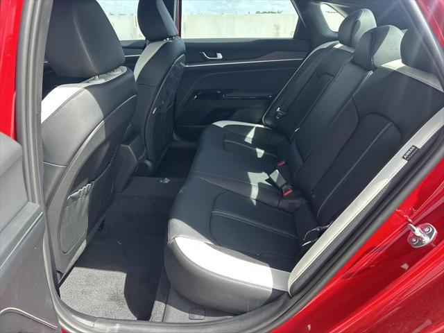 new 2025 Kia K5 car, priced at $31,012