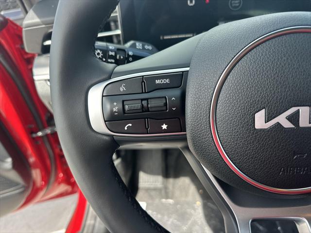 new 2025 Kia K5 car, priced at $31,012
