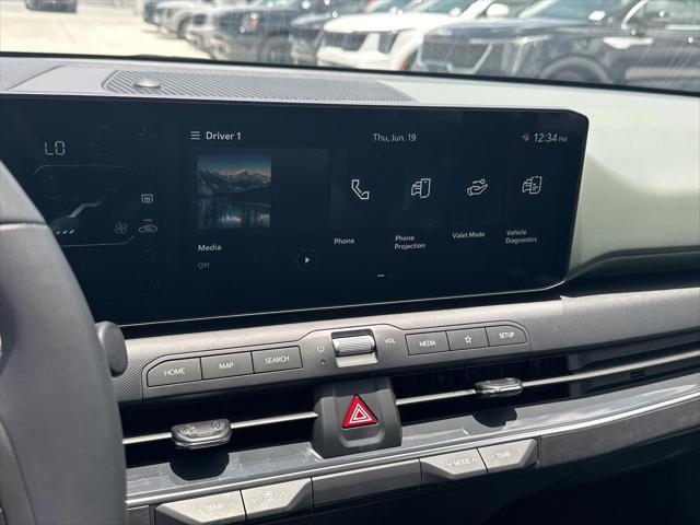 new 2025 Kia K4 car, priced at $25,478