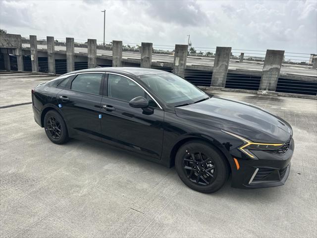 new 2025 Kia K5 car, priced at $28,265