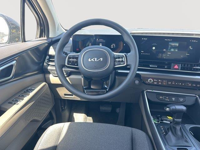 new 2025 Kia Carnival car, priced at $38,145