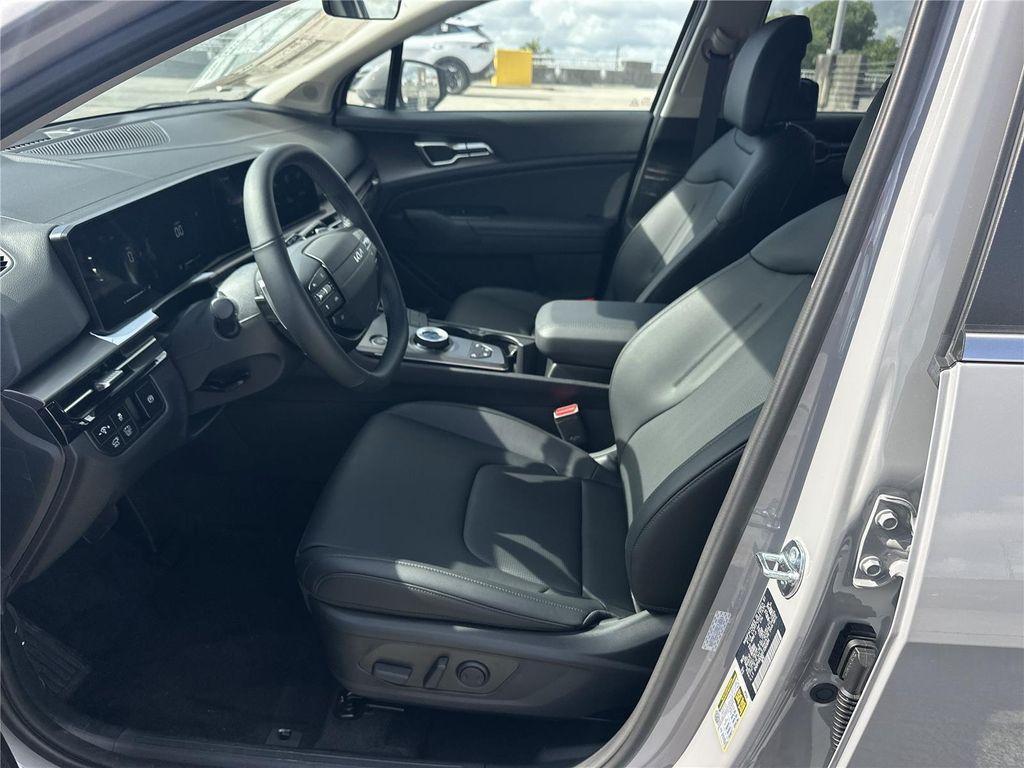 new 2026 Kia Sportage Hybrid car, priced at $34,306