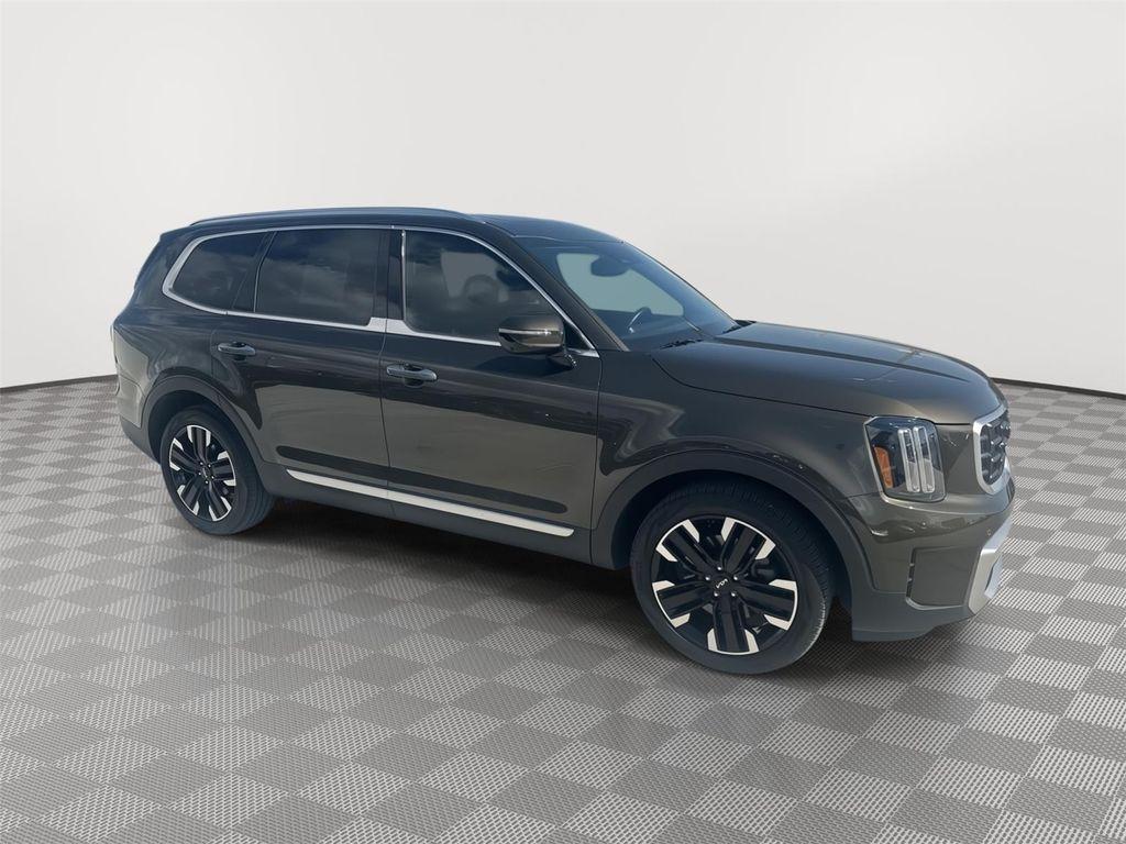 used 2023 Kia Telluride car, priced at $33,005