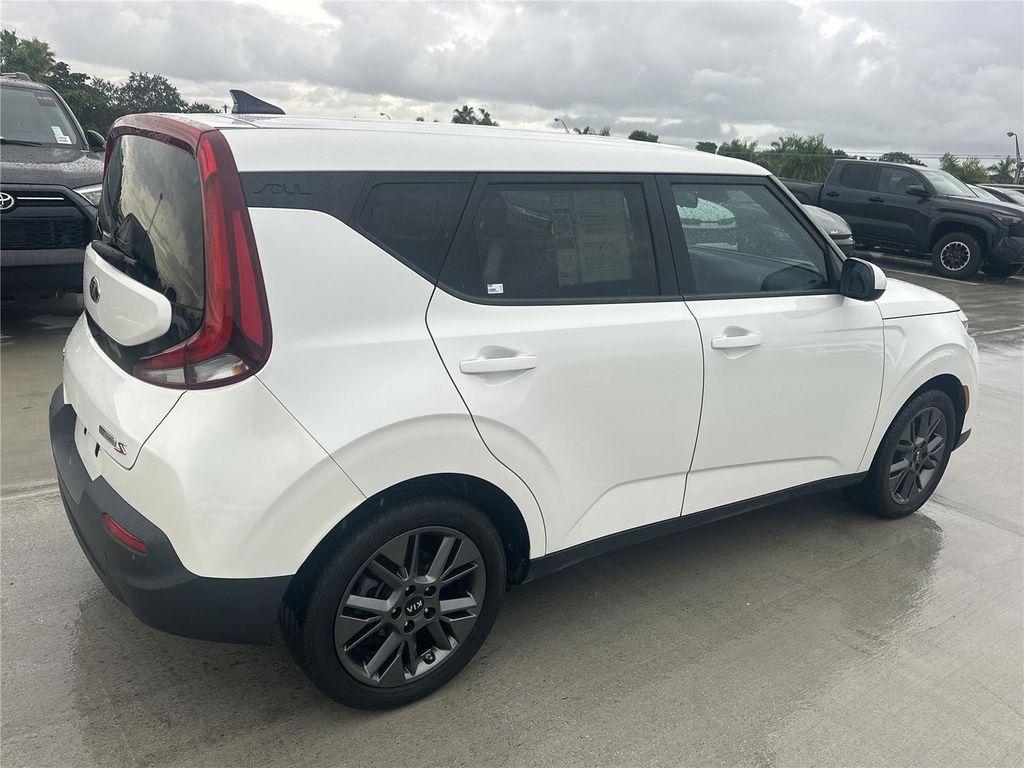used 2021 Kia Soul car, priced at $12,451