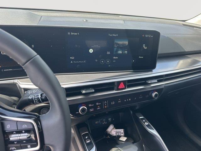 new 2025 Kia Sorento car, priced at $41,929