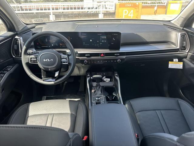 new 2025 Kia Sorento car, priced at $41,501