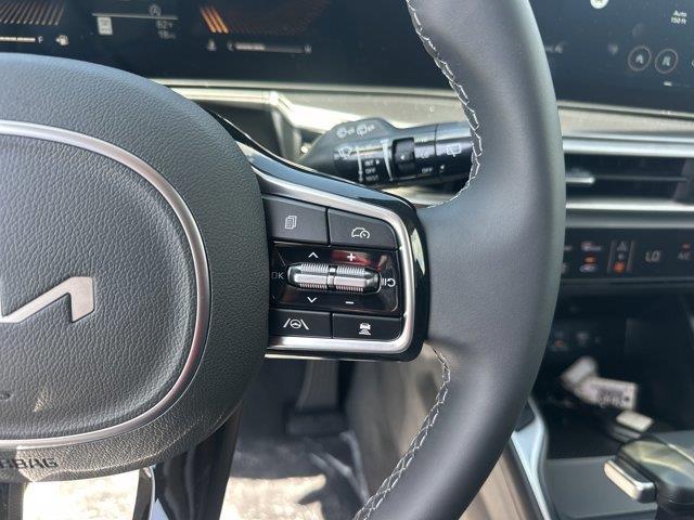new 2025 Kia Sorento car, priced at $41,929