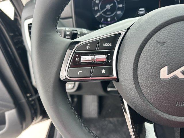new 2025 Kia Seltos car, priced at $28,680