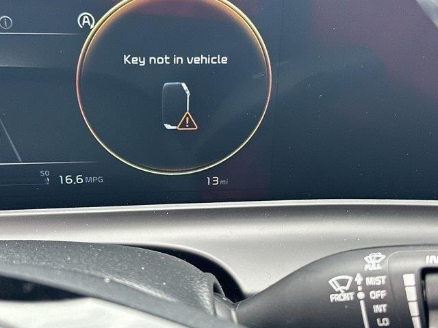 new 2025 Kia Seltos car, priced at $28,680