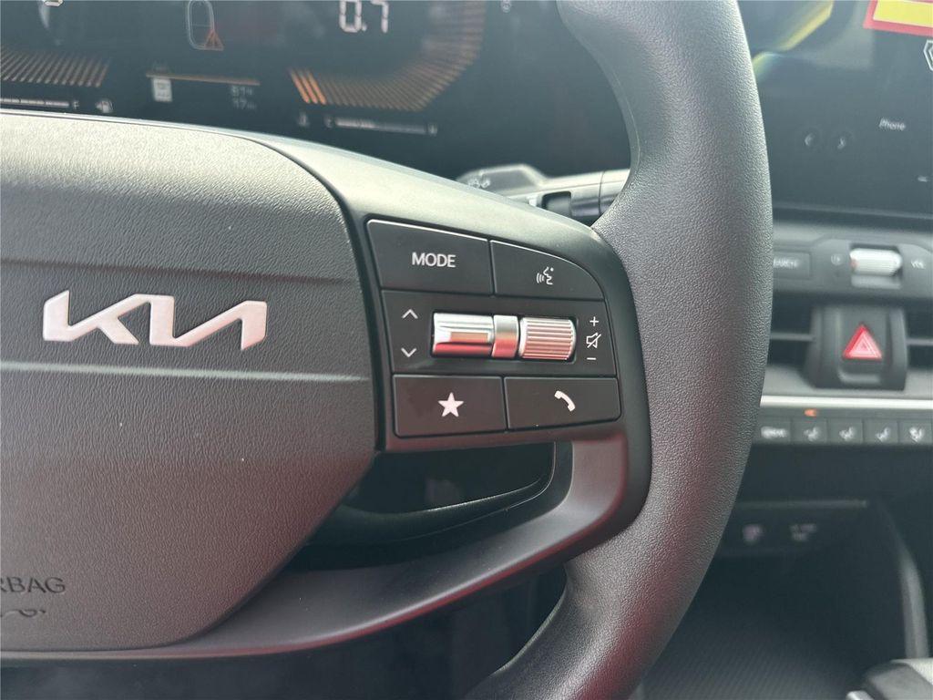 new 2025 Kia K4 car, priced at $24,275