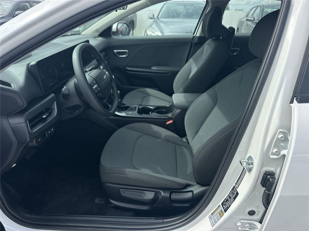 new 2025 Kia K4 car, priced at $24,275