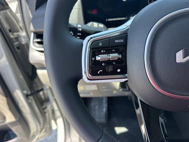 new 2025 Kia Carnival car, priced at $42,821