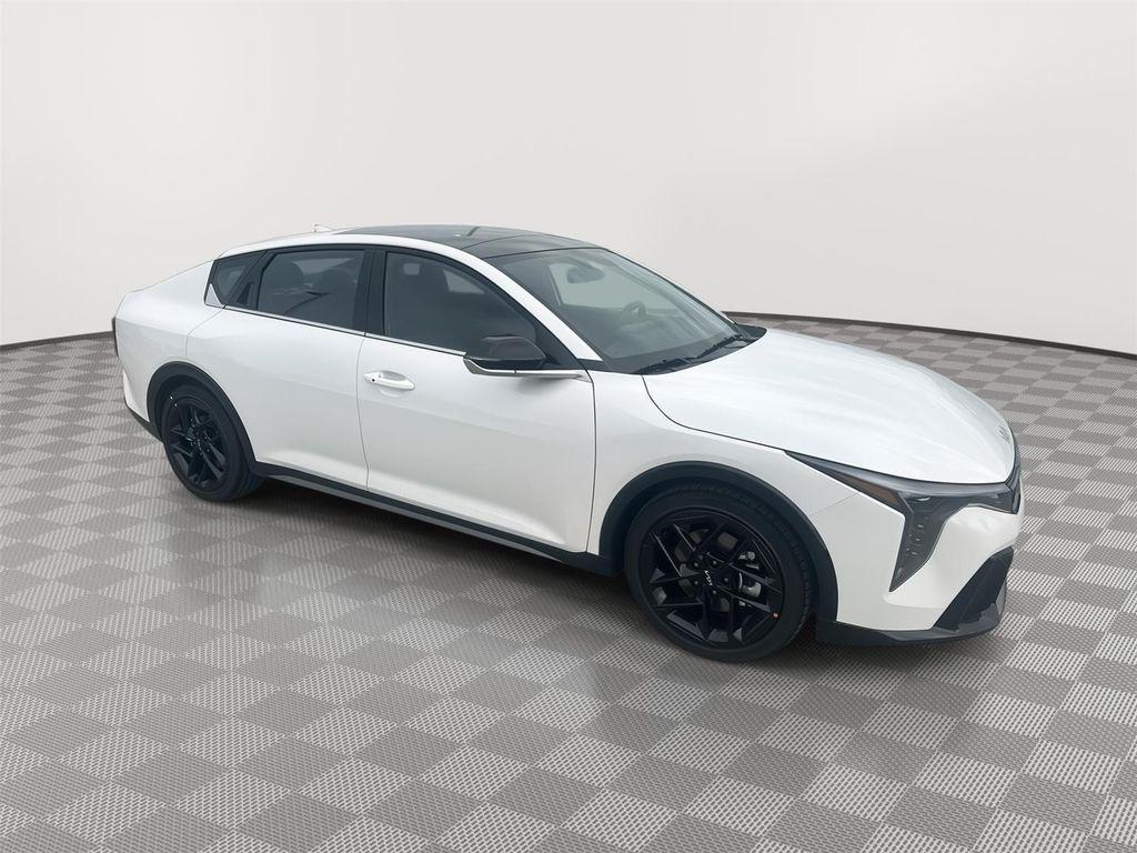 new 2025 Kia K4 car, priced at $29,260
