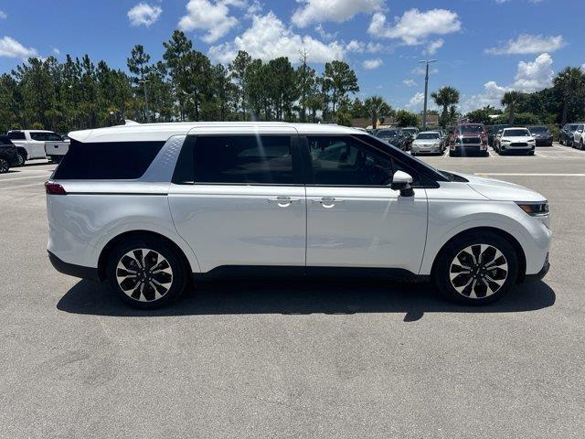 new 2024 Kia Carnival car, priced at $40,215