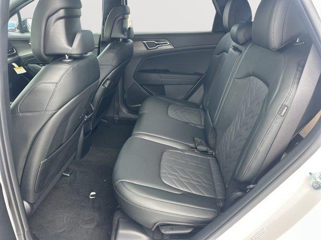 new 2025 Kia Sportage car, priced at $39,183