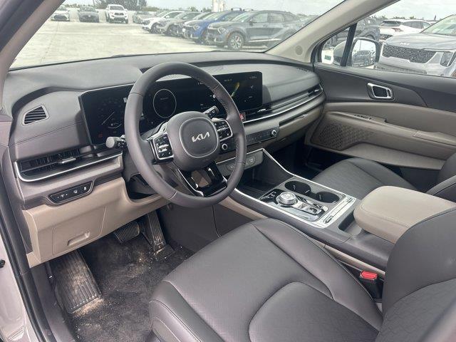 new 2025 Kia Carnival Hybrid car, priced at $49,426