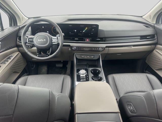 new 2025 Kia Carnival Hybrid car, priced at $48,922