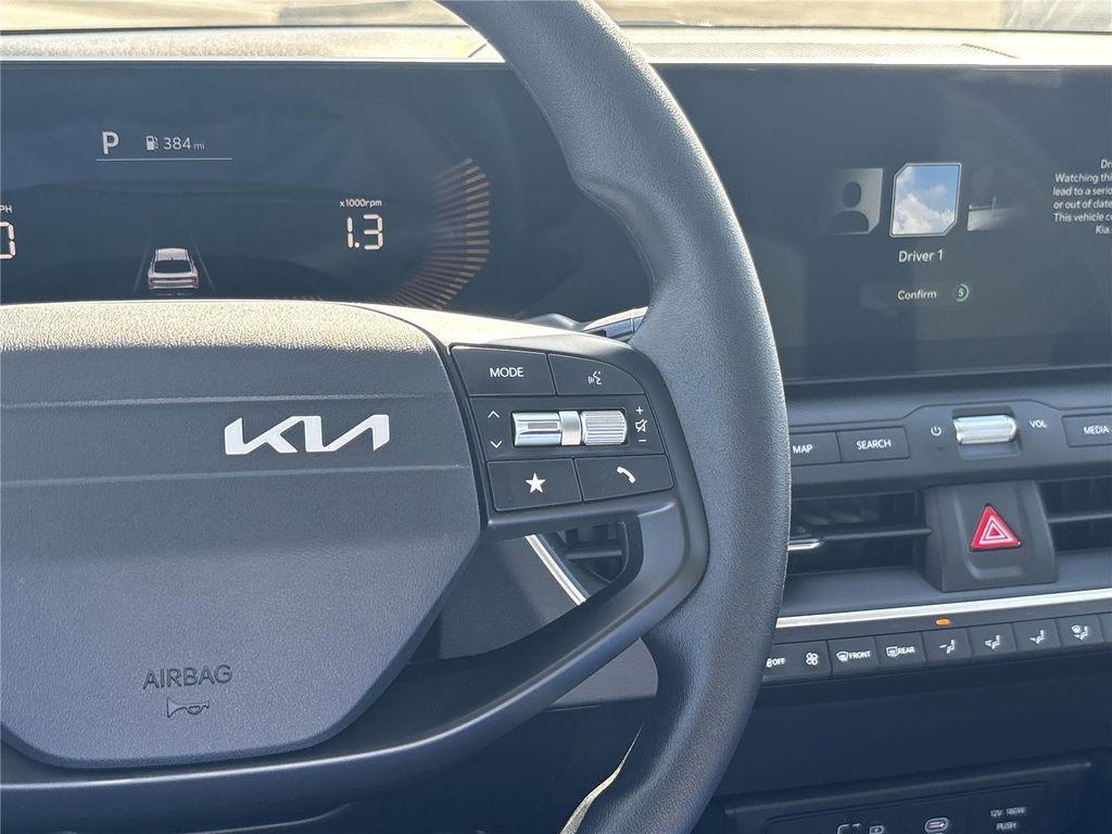 new 2025 Kia K4 car, priced at $24,027