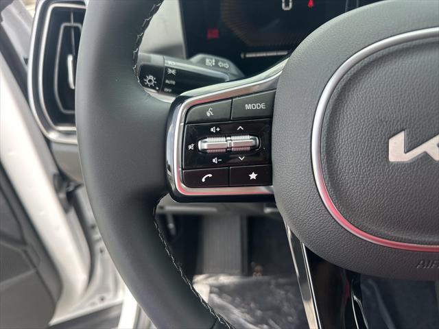 new 2025 Kia Sorento car, priced at $38,664