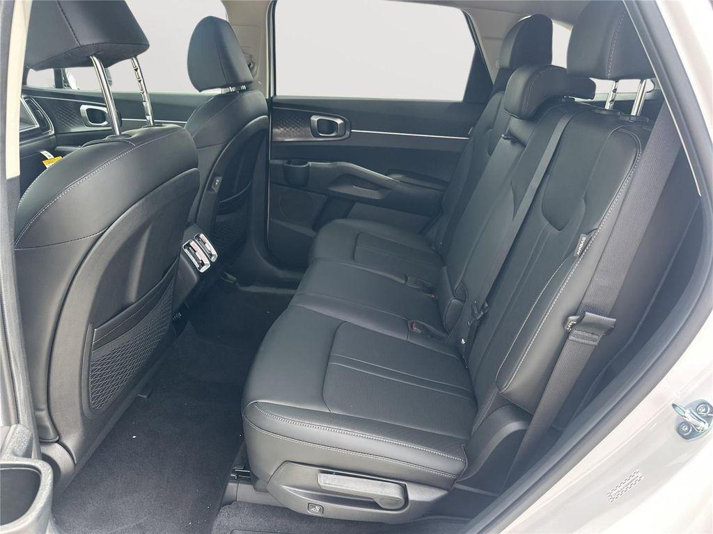 new 2025 Kia Sorento car, priced at $37,883