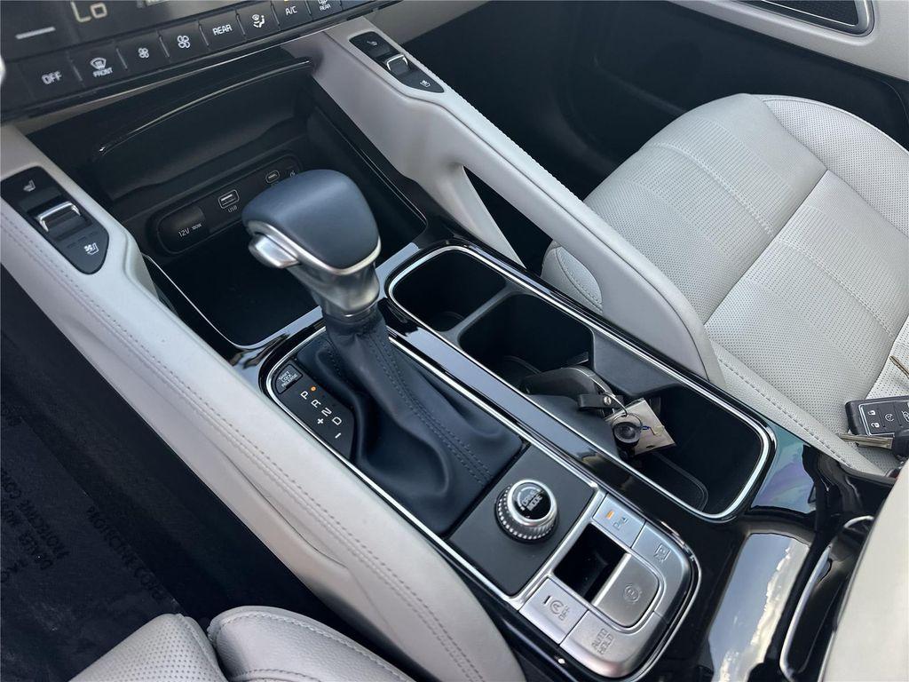 used 2024 Kia Telluride car, priced at $36,662