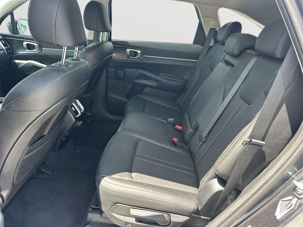 used 2022 Kia Sorento car, priced at $23,639