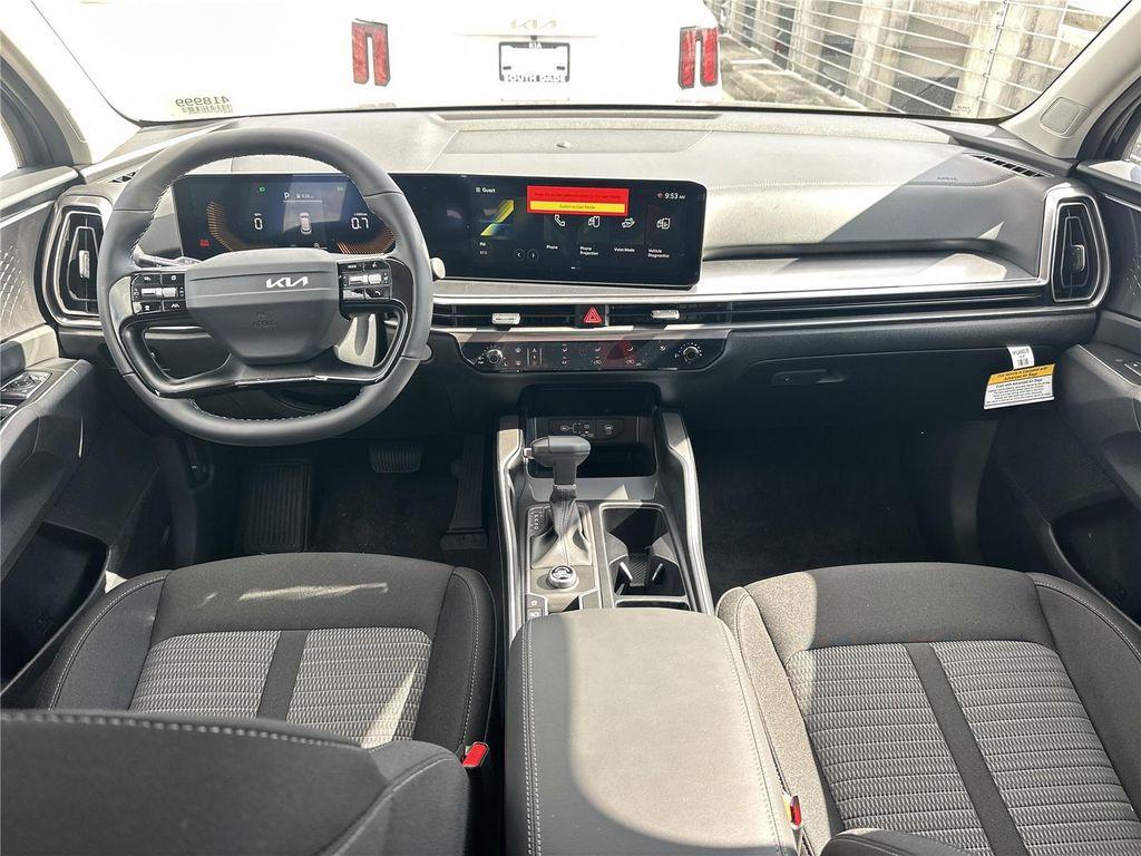 new 2026 Kia Sorento car, priced at $32,685