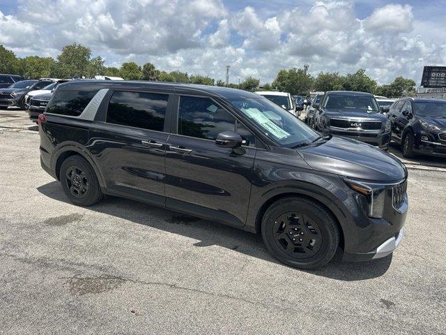 new 2025 Kia Carnival car, priced at $39,560