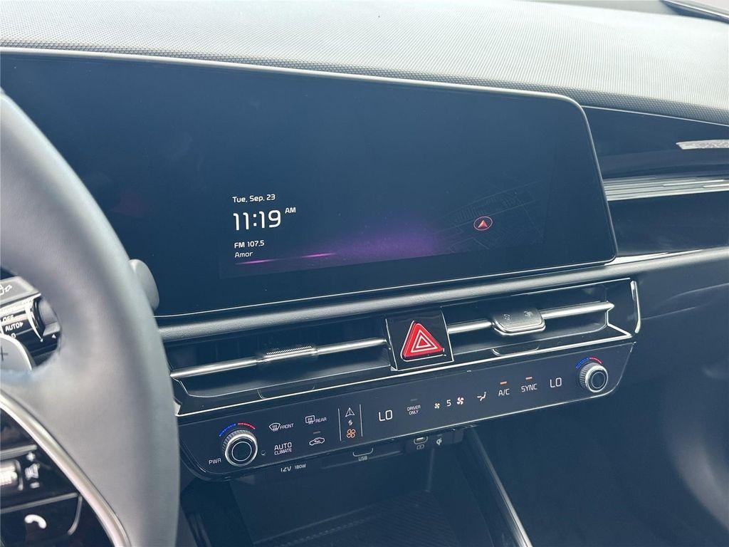 new 2025 Kia Niro car, priced at $33,250