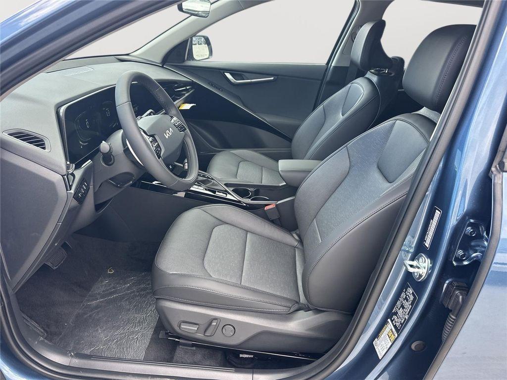 new 2025 Kia Niro car, priced at $33,250