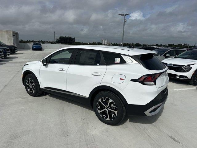 new 2025 Kia Sportage car, priced at $30,610