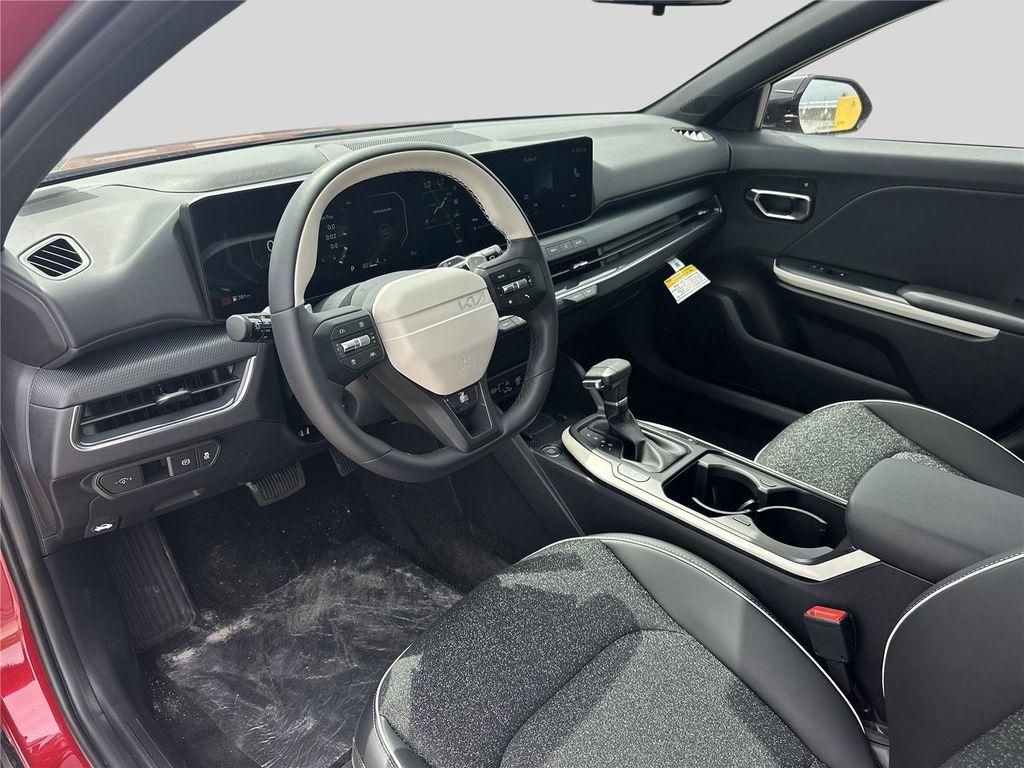 new 2025 Kia K4 car, priced at $27,557