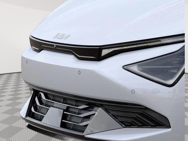new 2025 Kia EV6 car, priced at $52,465