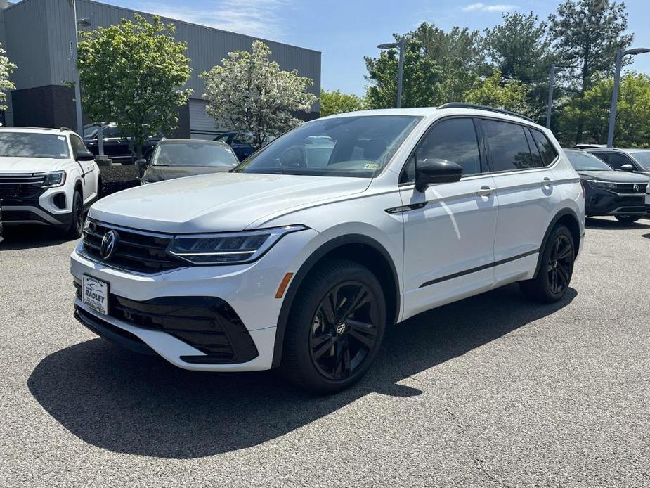 new 2024 Volkswagen Tiguan car, priced at $35,744