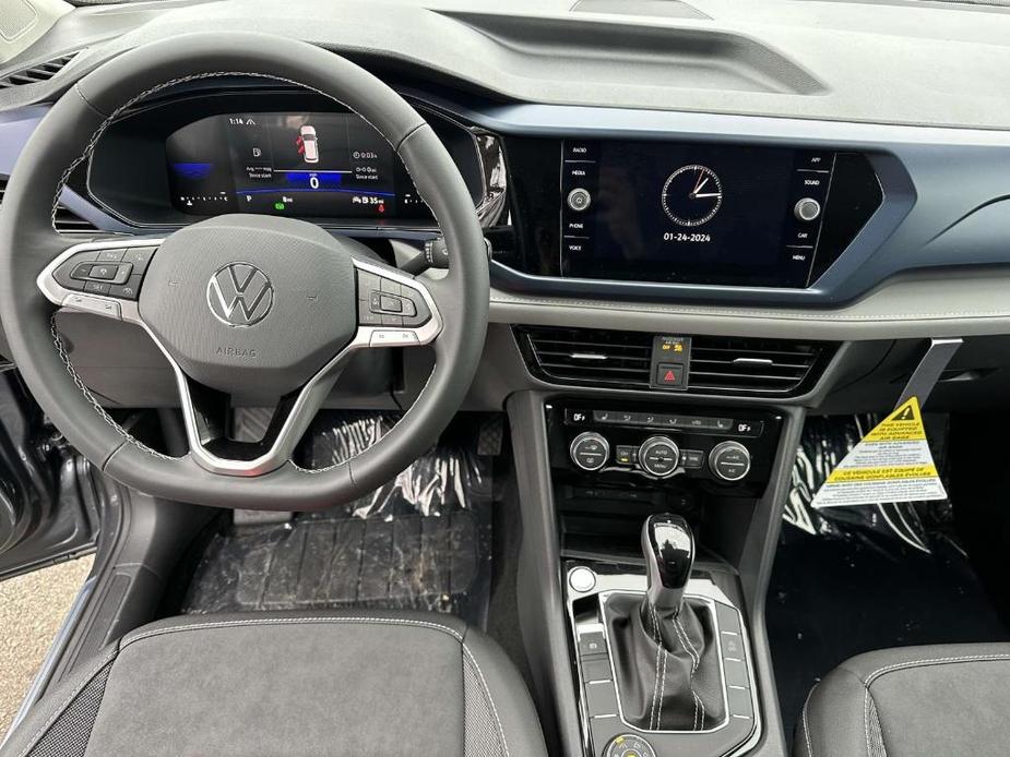 new 2024 Volkswagen Taos car, priced at $29,074