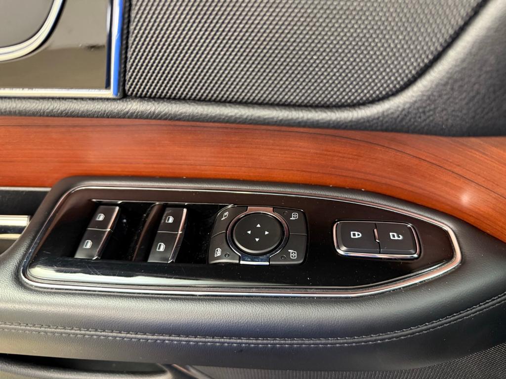 used 2020 Lincoln Navigator car, priced at $40,470