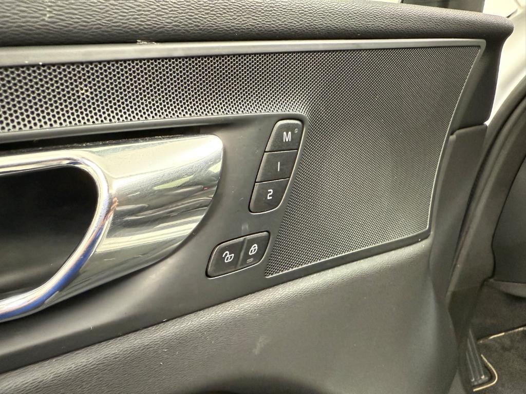 used 2018 Volvo XC60 car, priced at $20,880